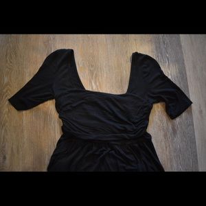 Little Black Dress - Stretchy and with Pockets 🤩